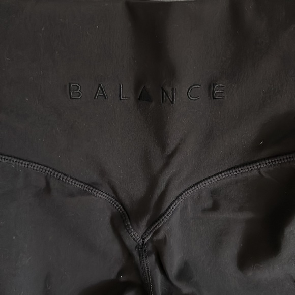 Balance Athletica Cloud Pant in Midnight - Picture 4 of 7